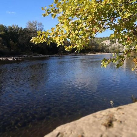Lou Caladou Gite En Pierre Avec Bain A Remous Vallon-Pont-dʼArc Zewnętrze zdjęcie